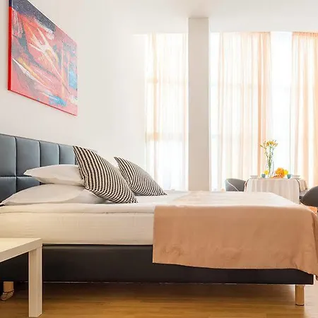 By President 4* Σπλιτ