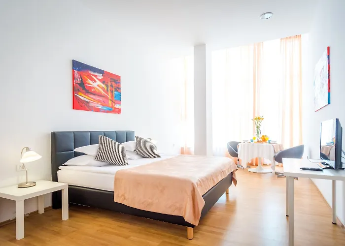 Hotel By President 4*