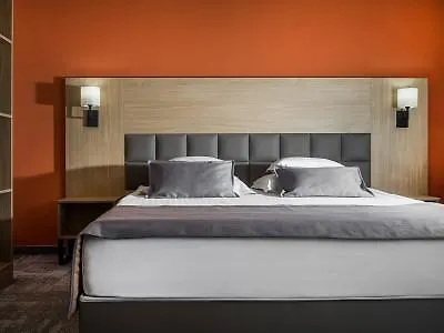 Hotel By President 4*